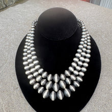 Load image into Gallery viewer, Triple Strand Navajo Pearl Statement Necklace