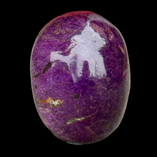 Load image into Gallery viewer, Small Hand Carved Skull Made of Purperite