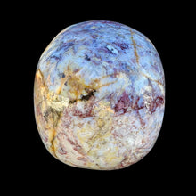 Load image into Gallery viewer, Large Hand Carved Skull Made of Verde Valley Agate