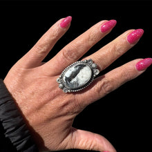 Load image into Gallery viewer, White Buffalo Ring, Size 7.5
