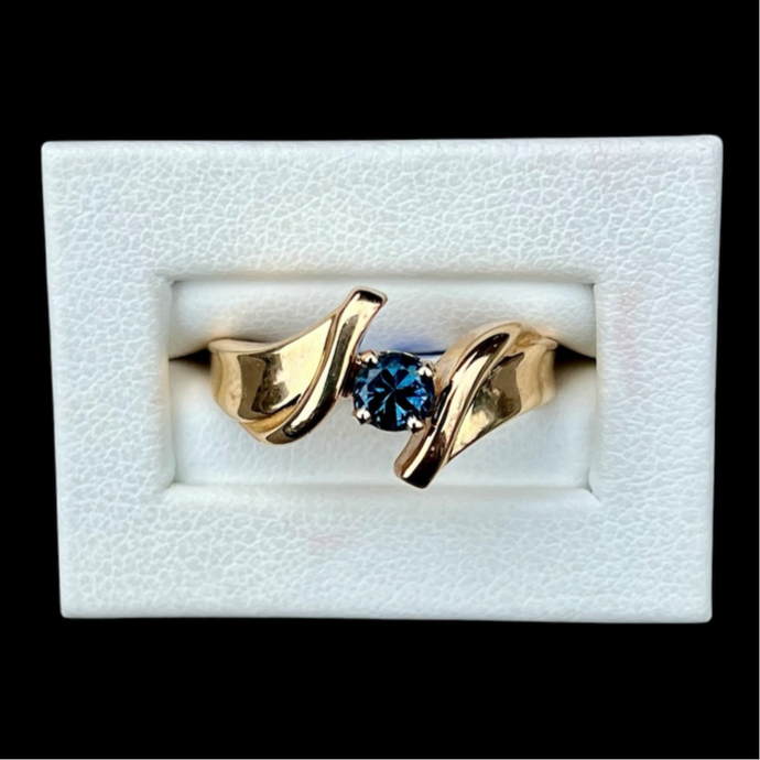 Montana Sapphire Ring in Yellow Gold, Size 7