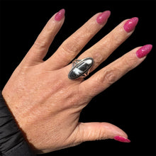 Load image into Gallery viewer, White Buffalo Ring, Size 8

