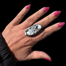 Load image into Gallery viewer, White Buffalo Ring, Size 7.5
