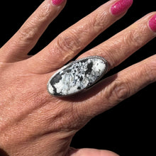 Load image into Gallery viewer, White Buffalo Ring, Size 7.5
