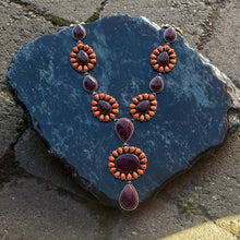 Load image into Gallery viewer, Purple and Orange Spiny Oyster Shell Lariat Necklace

