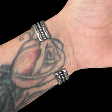 Load image into Gallery viewer, Purple Spiny Oyster Shell Multi-Stone Bracelet, Size 6.25”
