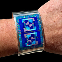 Load image into Gallery viewer, Cuff by David Rosales
